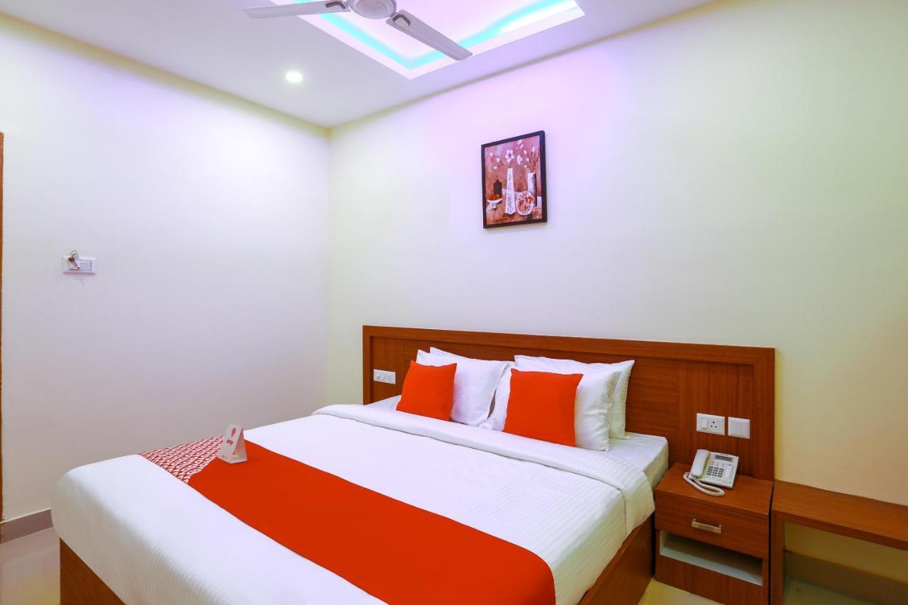 OYO 36209 Ramis Residency Cananor Exterior foto